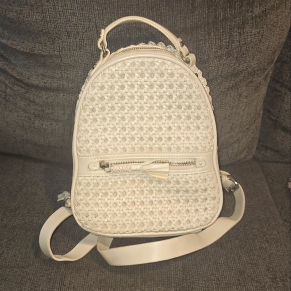 Zara Basic Collection | Woven Mini Backpack - Picture 1 of 4